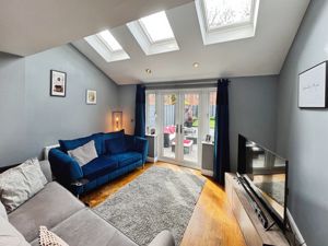Living room- click for photo gallery
